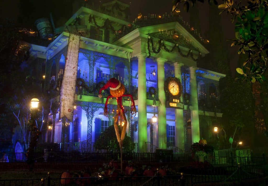 Haunted Mansion Halloween Disneyland