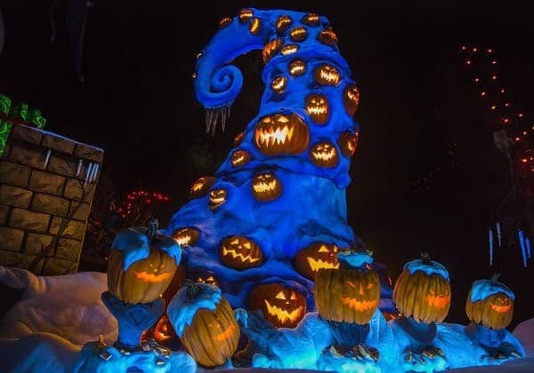 illuminated jack-o-lanterns from Disneyland Halloween Time