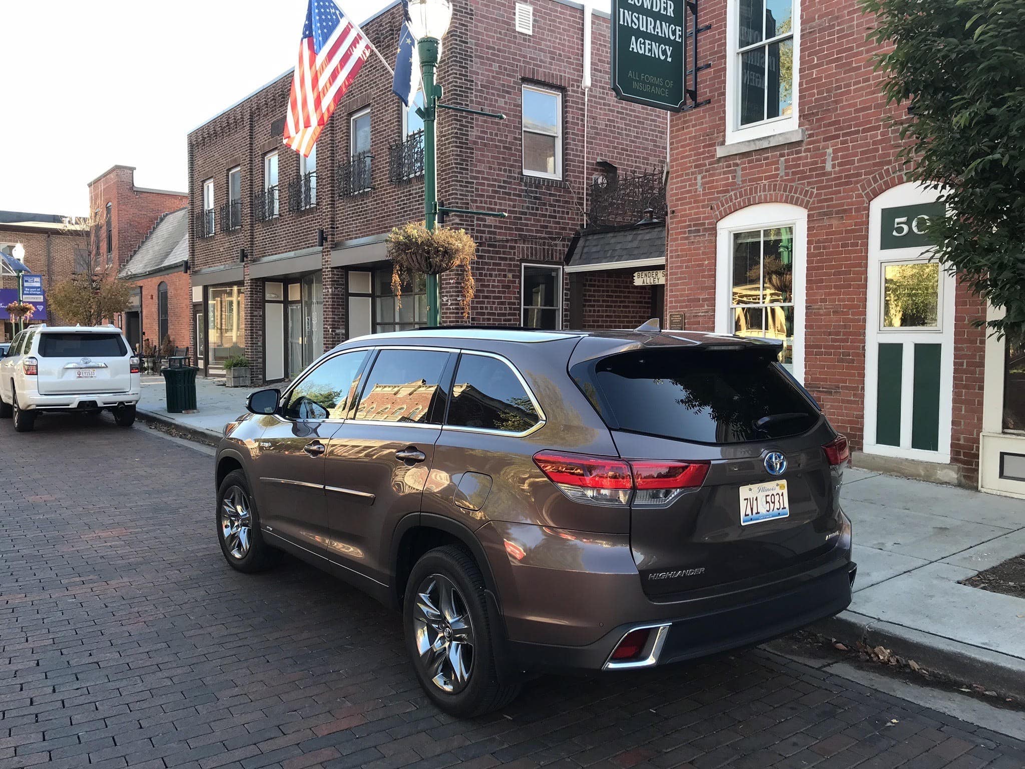 Toyota Highlander Main Street Zionsville