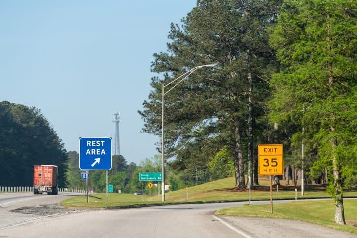 family road trip tips - rest area